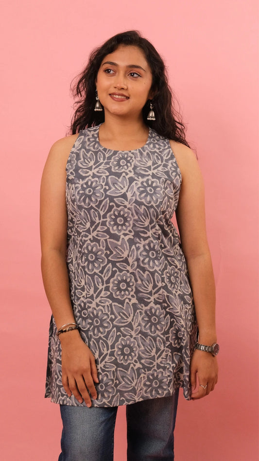 Anvi - Grey Kurti