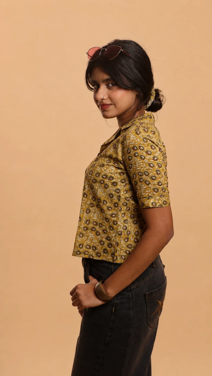 Aarvi - Ochre