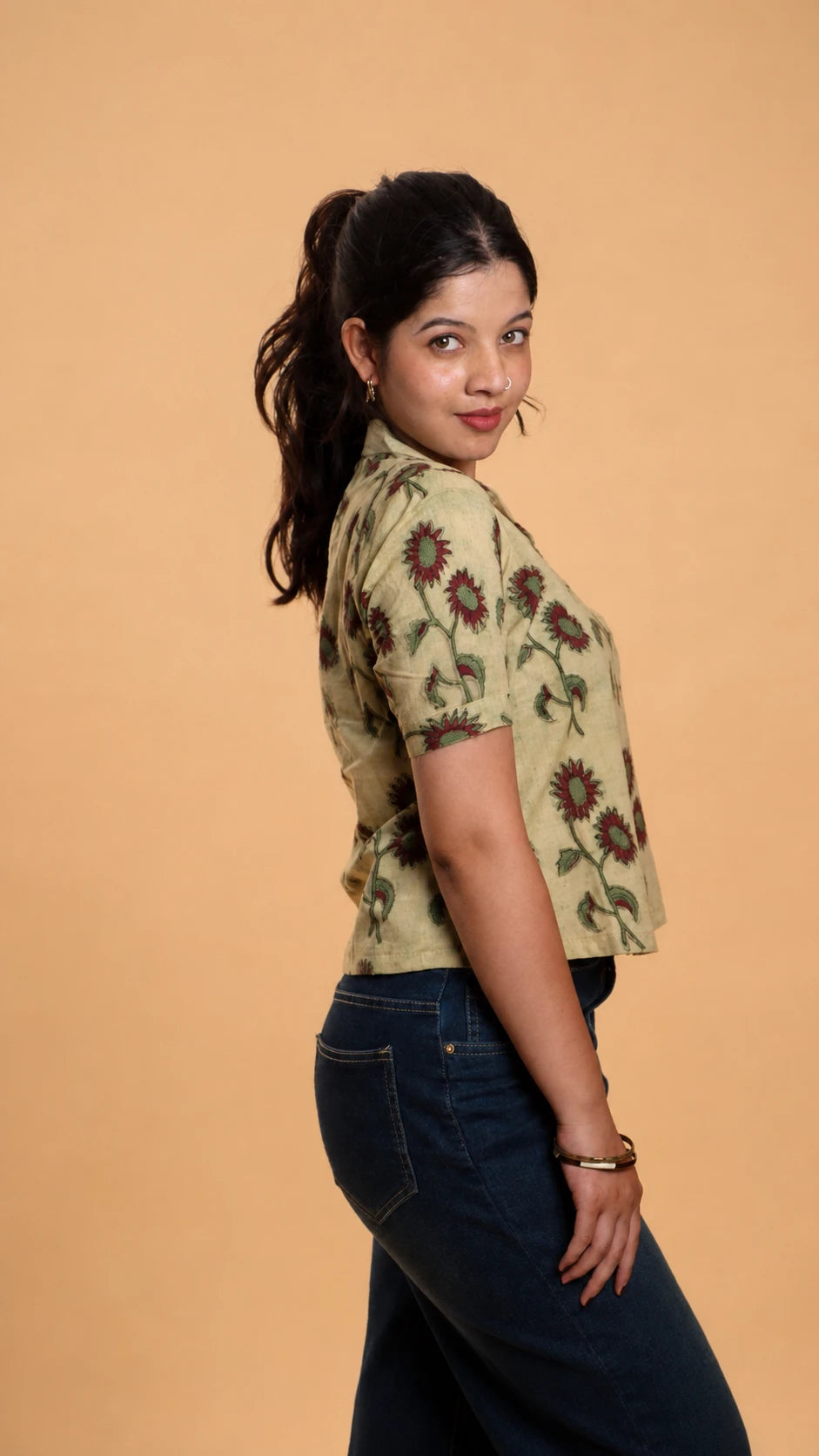 Aarvi - Yellow