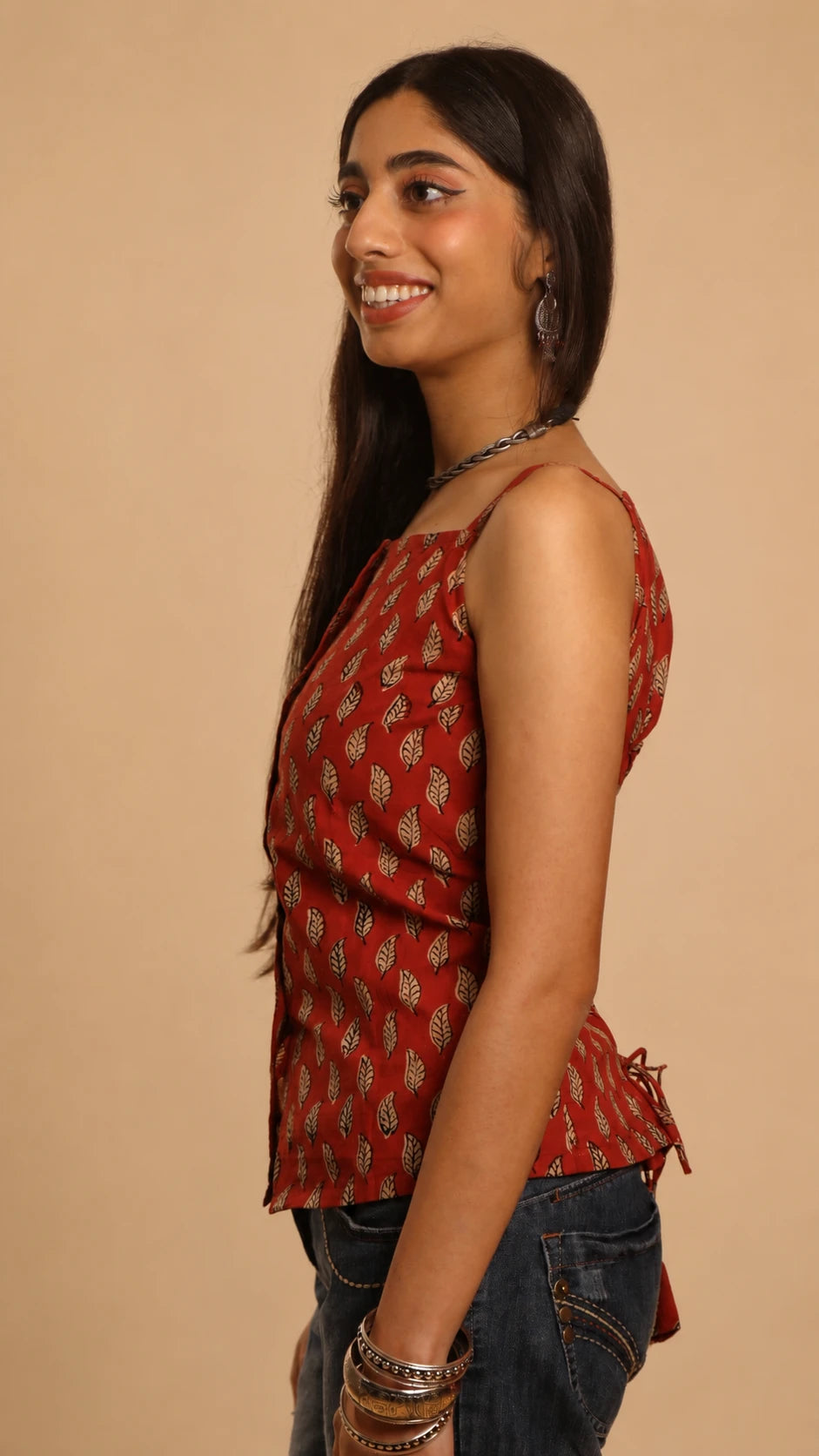 Sameera - Red